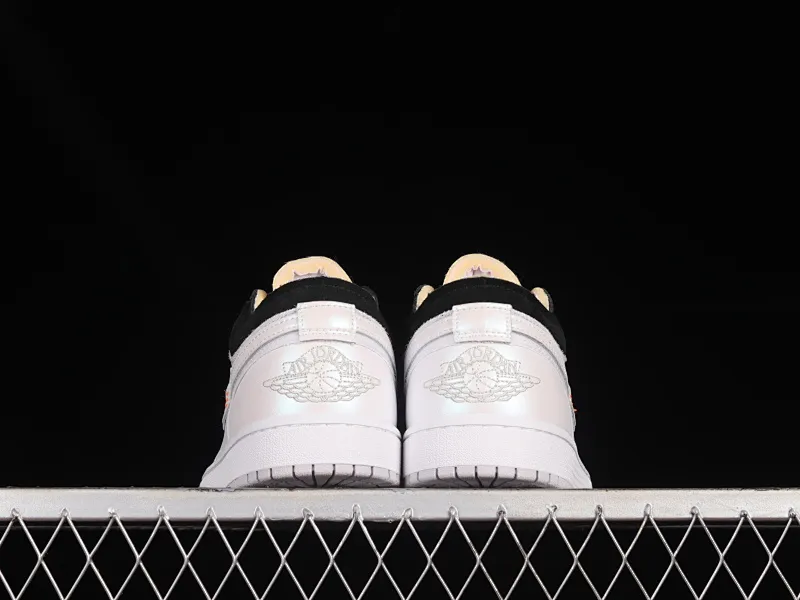 All categories Air Jordan Jordan series basketball shoes Air Jordan 1 Low Z version Air Jordan 1 Low AJ1 Joe 1 pearlescent white retro culture and leisure sports sneakers DN1635-102